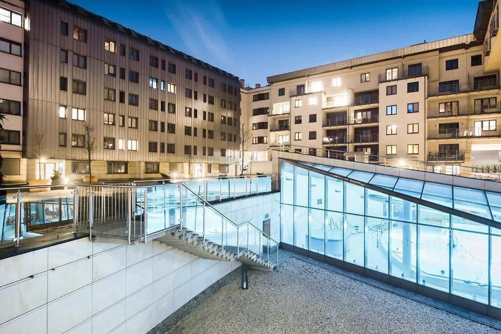 Premium Apartment For Jewish Quarter & Old Town Plus Pool Краків Екстер'єр фото